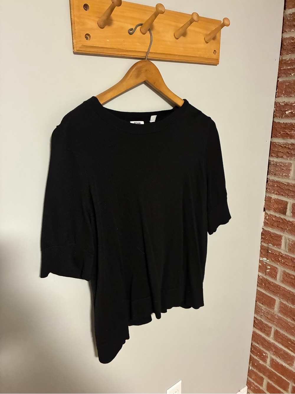 Black Short Sleeve Top